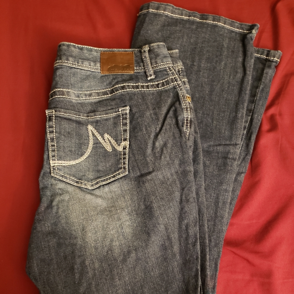 Maurices Boot Cut Jeans Size 16